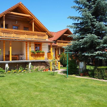 Privat Alenka Otel Liptovský Mikuláš Dış mekan fotoğraf