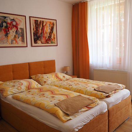 Privat Alenka Otel Liptovský Mikuláš Dış mekan fotoğraf