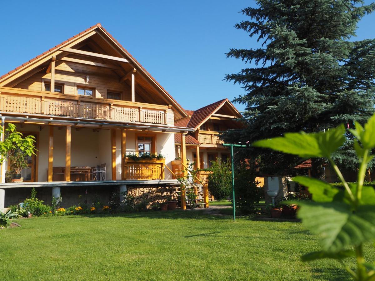 Privat Alenka Otel Liptovský Mikuláš Dış mekan fotoğraf
