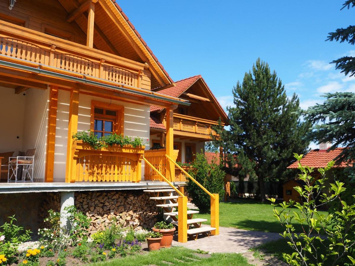 Privat Alenka Otel Liptovský Mikuláš Dış mekan fotoğraf