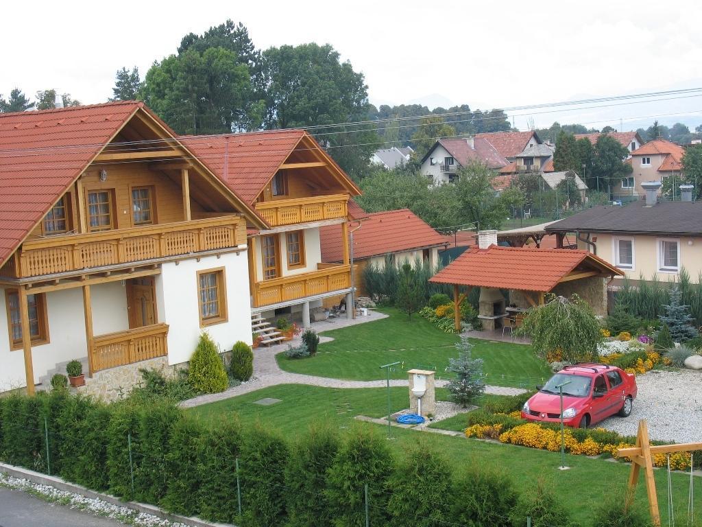 Privat Alenka Otel Liptovský Mikuláš Dış mekan fotoğraf
